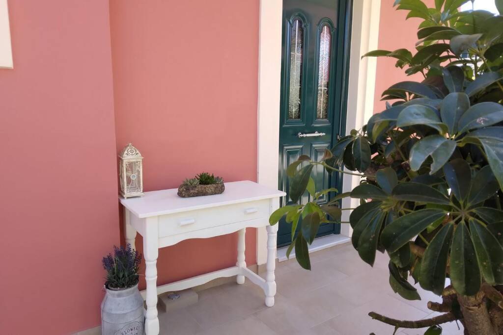 Lividio Apartment Lefkada City Екстер'єр фото
